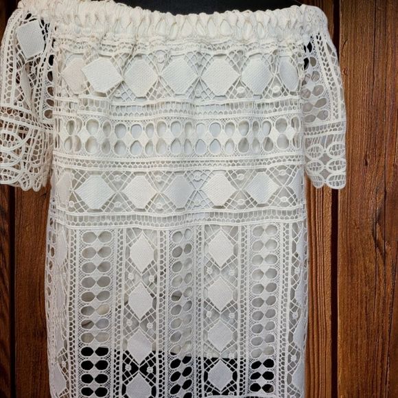 MAURICES Lace Off Shoulder Top - Picture 5 of 9